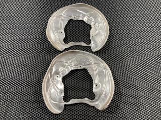 защитный кожух тормозного механизма Audi A6 C8 2018, 2.0 л., бензин, АКПП, седан, 80A615612B, 80A615611B