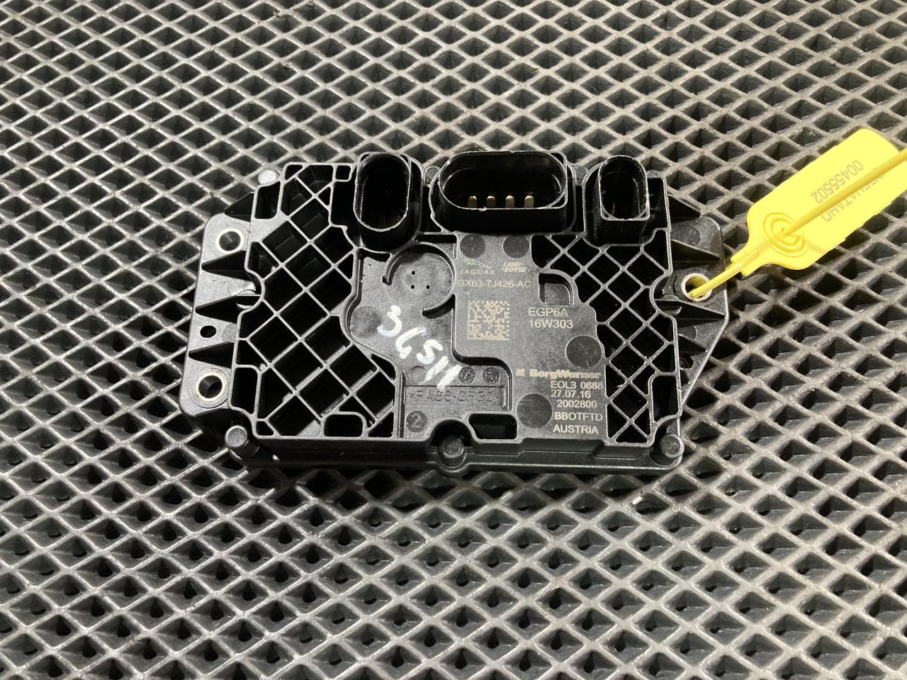 блок управления раздаткой Jaguar F-Pace 1 поколение X761 2016, 3.0 л., бензин, АКПП, внедорожник 5 дв., GX637J426AC, T2H28174, T2H20182 - фото №1