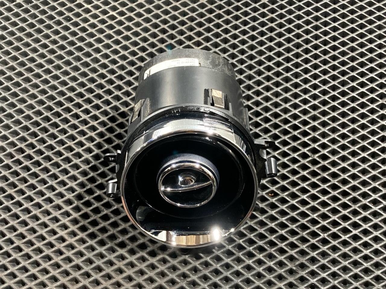 дефлектор обдува салона Jaguar XJ 4 поколение 2015, 5.0 л., 508PN, бензин, АКПП, седан, C2D19166, AW9319C696AE, C2D14707, C2D18225, C2D18226, C2D18228, C2D19167, C2D1960 - фото №1