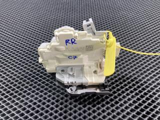 замок двери задней правой Volkswagen Touareg 2 поколение 2013, 3.0 л., бензин, седан, 4G0839016A