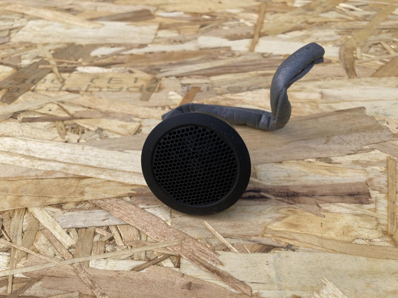 динамик торпедо Jaguar XE 1 поколение 2016, 2.0 л., бензин, АКПП, седан, DH5218808AA, T4N3828 - фото №1