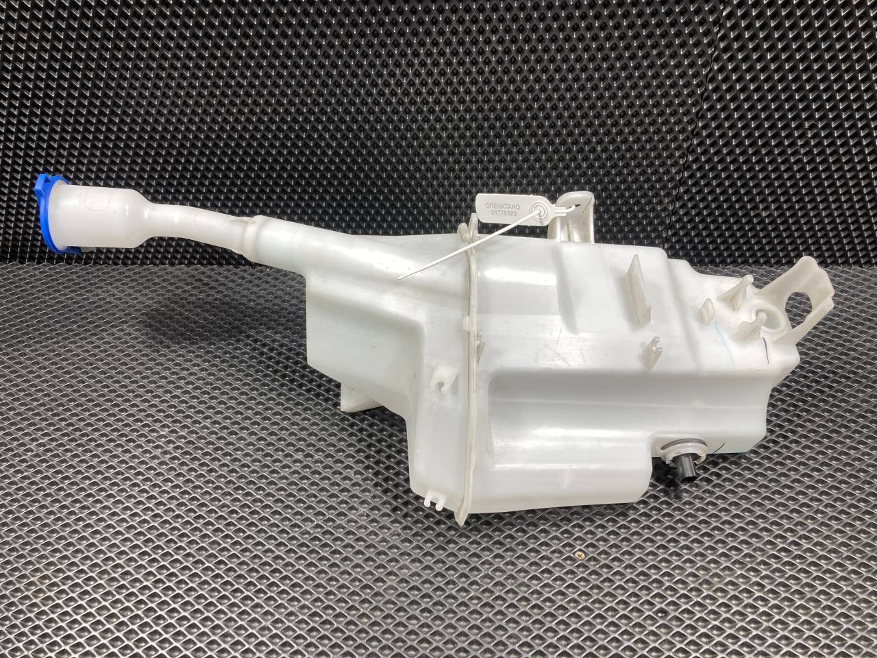 бачок омывателя Kia K5 3 поколение 2020, 1.6 л., G4FP, бензин, АКПП, 98610L3000 - фото №1