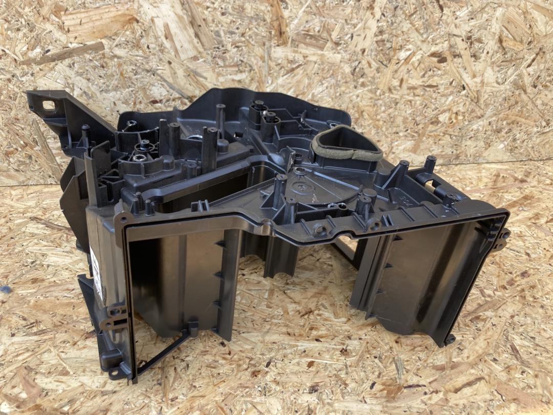 корпус отопителя (печки) Jaguar XF X250 2010, 5.0 л., 508PS, бензин, АКПП, черный, седан, 9X23-19B555-AF - фото №1