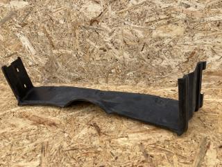 воздуховод (дефлектор) радиатора Maserati Quattroporte 5 поколение 2005, 4.2 л., бензин, АКПП, черный, седан, 67069600