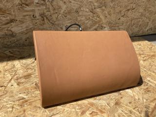 бардачок Maserati Quattroporte 5 поколение 2005, 4.2 л., бензин, АКПП, черный, седан