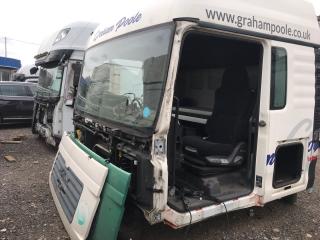 кабина MAN TGX 1 поколение 2015, 12.4 л., D 2676 LF 46, дизель, АКПП, красный, правый руль