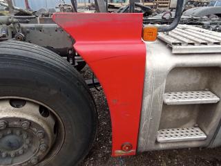 накладка подкрылка передняя левая MAN TGX 1 поколение 2015, 12.4 л., D 2676 LF 46, дизель, АКПП, красный, правый руль, 81664100307