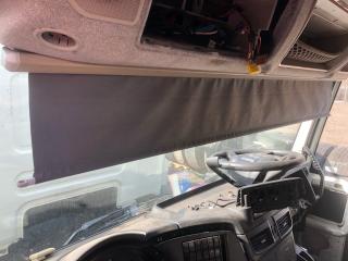 шторка двери IVECO Stralis 3 поколение 2013, 11.1 л., F3GFE611/460, дизель, АКПП, белый, правый руль