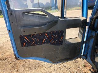 обшивка салона IVECO EuroCargo 1 поколение 1998, 5.9 л., 8060.45S.7205, дизель, МКПП, голубой