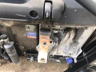 петля капота левая Mercedes-Benz Actros 3 поколение (MP3) 1848LS 2009, 11.9 л., OM 541.978, дизель, АКПП, чёрный, A9417500251