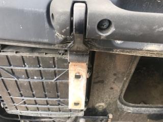 петля капота правая Mercedes-Benz Actros 3 поколение (MP3) 1848LS 2009, 11.9 л., OM 541.978, дизель, АКПП, чёрный, A9417500251