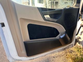 обшивка салона Mercedes-Benz Actros 4 поколение (MP4) 1842LS 2011, 12.8 л., OM 471.909, дизель, АКПП