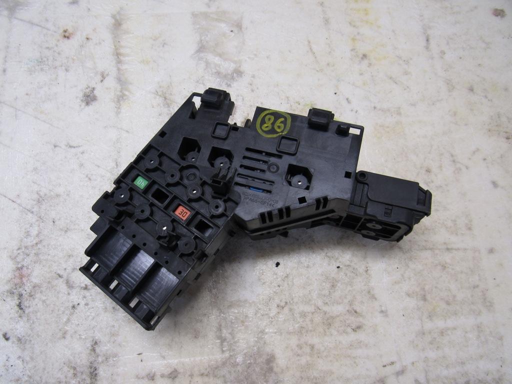 блок предохранителей Mercedes-Benz GLE W166 2016, 1665401550 - фото №1