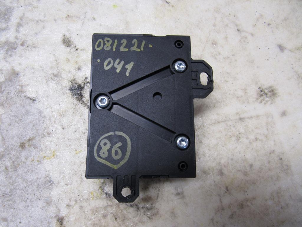 блок управления топливным насосом Mercedes-Benz M-Класс W166 2015, 0009003800 - фото №1