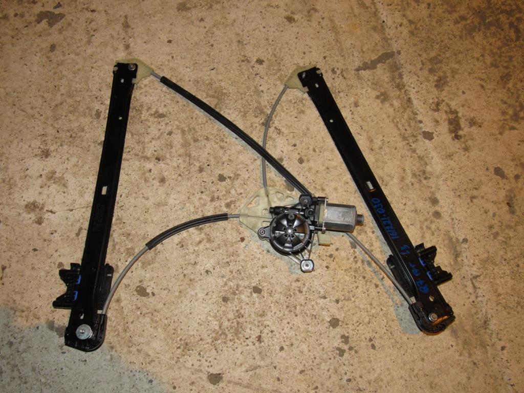 стеклоподъемник электрический задний левый Audi Q7 4M 2018, 4M0839461A - фото №1