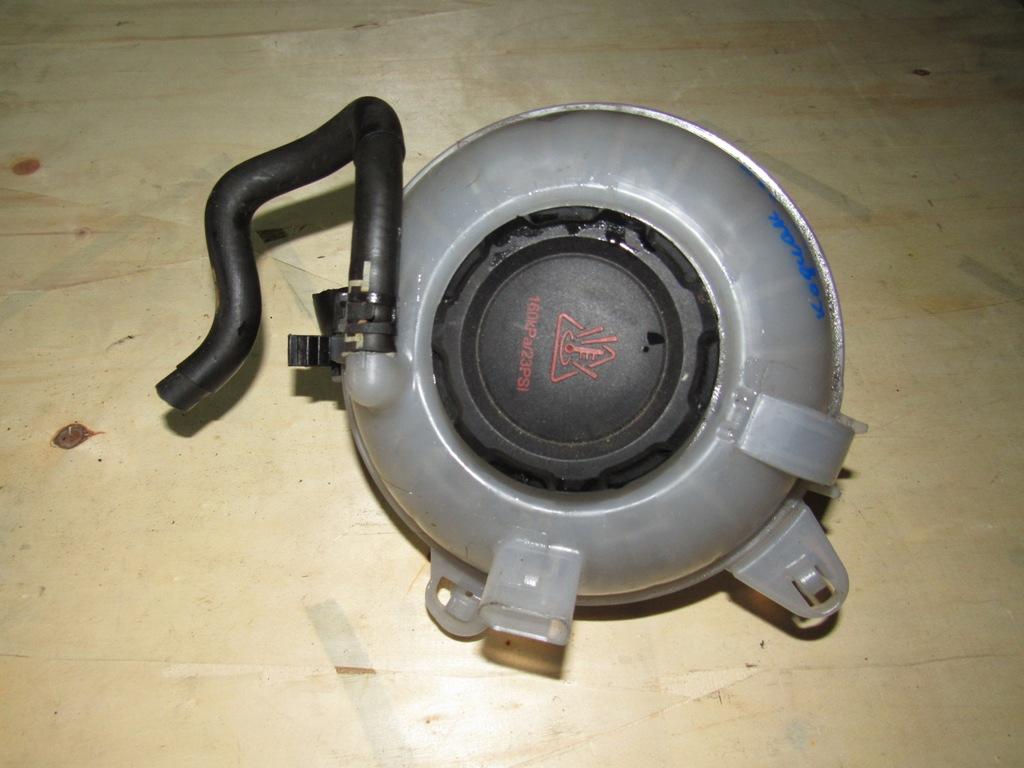 бачок расширительный Skoda Kodiaq 1 поколение 2020, 2.0 л., бензин, 5Q0121407G - фото №1