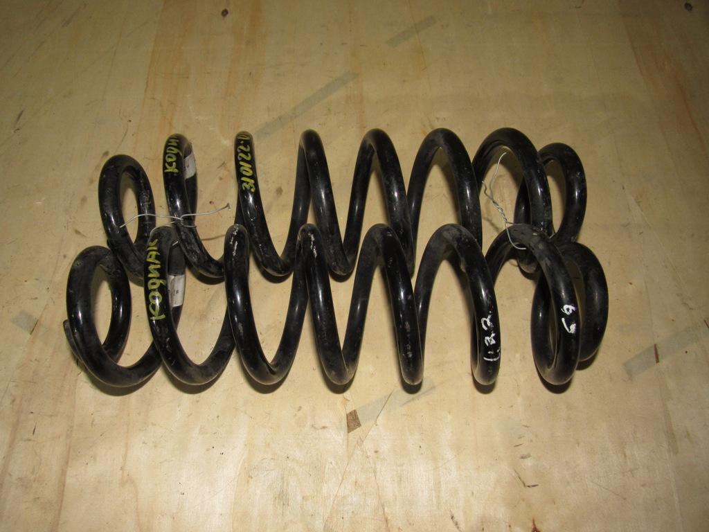 пружина задняя Skoda Kodiaq 1 поколение 2018, 2.0 л., бензин, 5QF511115BG - фото №1