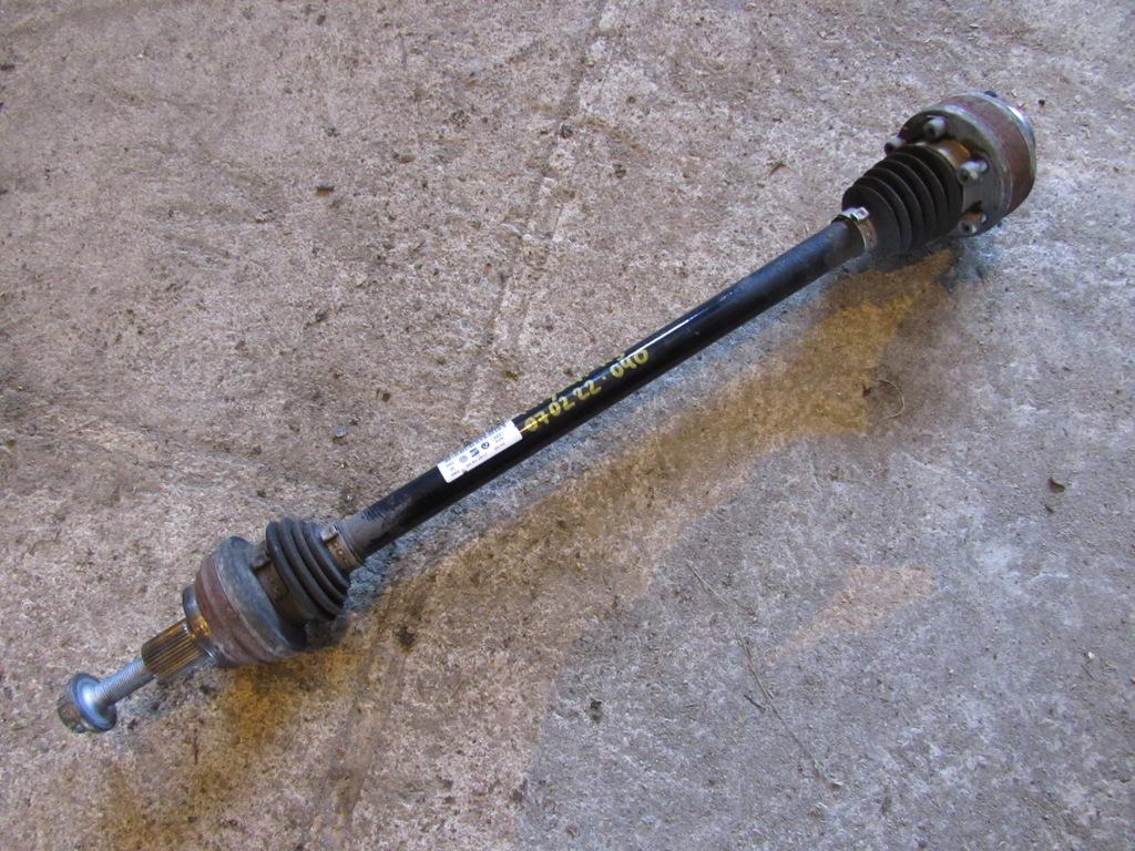 полуось задняя (приводной вал, ШРУС) Volkswagen Tiguan 2 поколение 2019, 2.0 л., дизель, АКПП, 5Q0501204B - фото №1