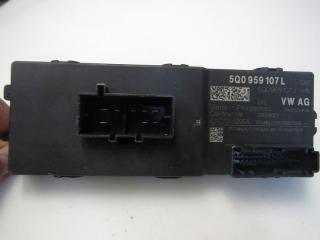 блок управления крышкой багажника Volkswagen Passat B8 2018, универсал, 5Q0959107L