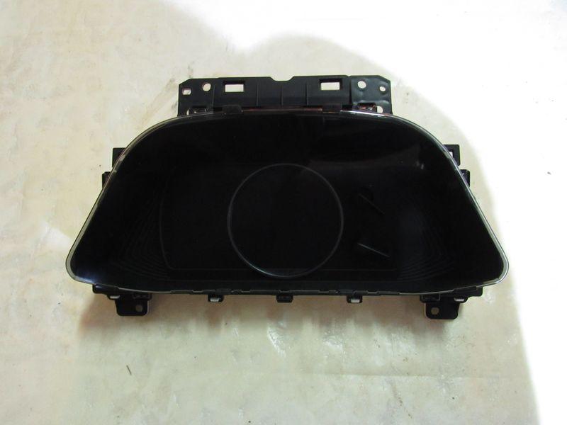 щиток приборов (приборная панель) Lexus UX 1 поколение 2020, 2.0 л., гибрид, 83800-76J40 - фото №1