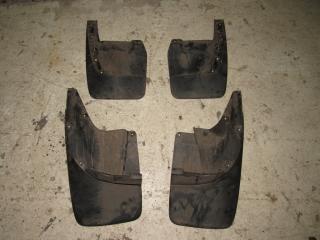 брызговик Toyota Land Cruiser Prado J150 [2-й рестайлинг] 2020, 2.8 л., дизель