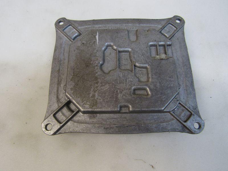 блок розжига ксенона Audi A4 B8/8K 2010, 1307329218 - фото №1