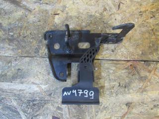 захватный крюк капота Audi A6 4F/C6 2007, 4F0823480B