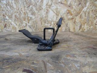 захватный крюк капота Volkswagen Multivan T5 2005, 7H0823480A