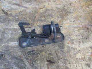 захватный крюк капота Volkswagen Passat B7 2012, 1K0823480