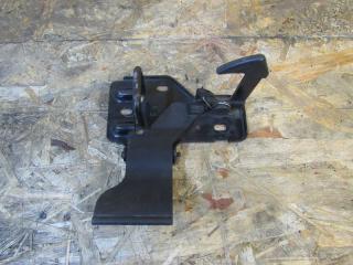 захватный крюк капота Volkswagen Transporter T5 2005, 7H0823480A