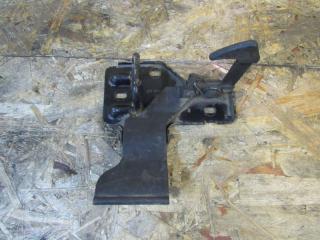 захватный крюк капота Volkswagen Transporter T5 2005, 7H0823480A