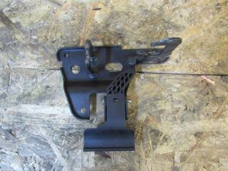 захватный крюк капота Audi A6 4F/C6 [рестайлинг] 2009, 4F0823480B