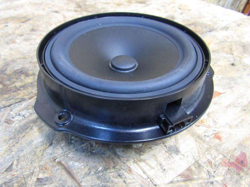 динамик двери Mercedes-Benz GL-Класс X166 2013, 1668202102 - фото №1