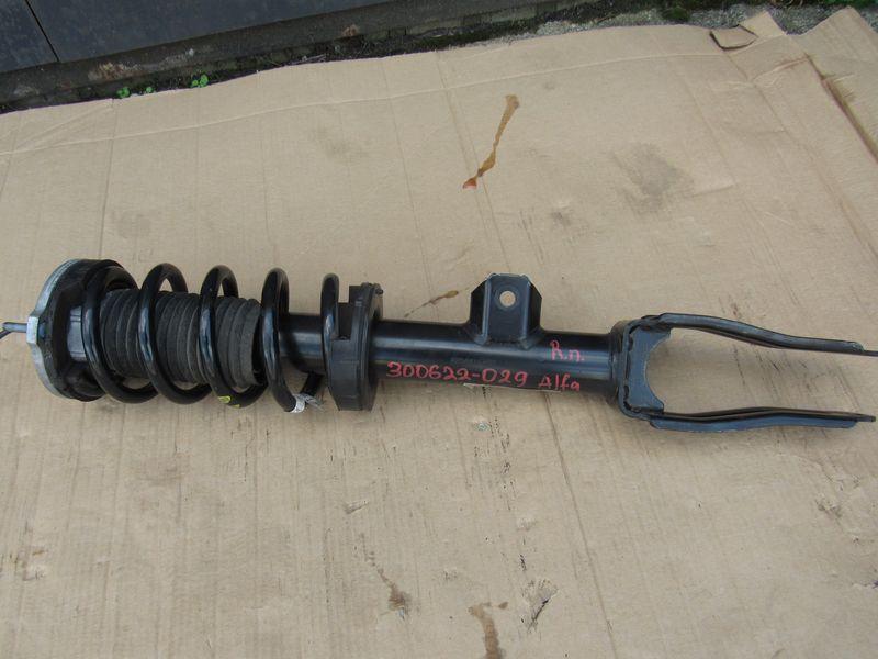 стойка передняя правая Alfa Romeo Stelvio 1 поколение 2019, 2.0 л., бензин, 50562154 - фото №1