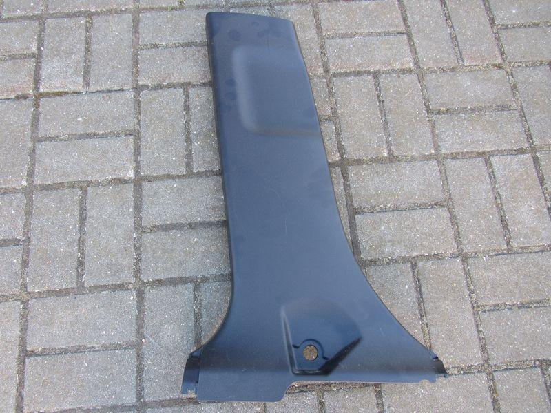 обшивка стойки центральной левой Toyota RAV4 5 поколение (XA50) 2019, 62414-42090 - фото №1