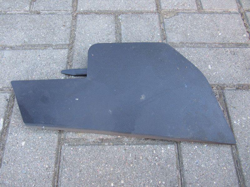 пластик Toyota RAV4 5 поколение (XA50) 2019, гибрид, 58817-42020 - фото №1