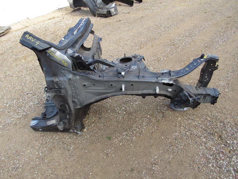 четверть передняя правая Toyota RAV4 5 поколение (XA50) 2018 - фото №1