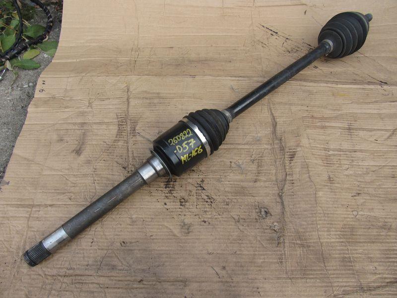 полуось передняя правая (приводной вал, ШРУС) Mercedes-Benz M-Класс W166 2014 - фото №1