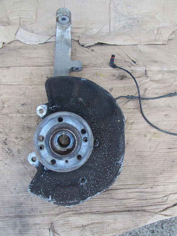 ступица передняя правая Mercedes-Benz M-Класс W166 2014, 3.0 л., дизель - фото №1