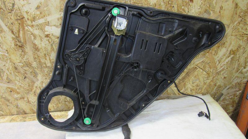 стеклоподъемник задний левый Mercedes-Benz M-Класс W166 2013 - фото №1