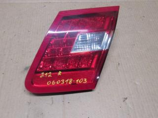 фонарь крышки багажника правый Mercedes-Benz E-Класс W212/S212/C207/A207 2010, 2.1 л., OM 651.925, дизель, АКПП, седан