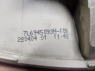 фонарь крышки багажника левый Volkswagen Touareg 1 поколение 2003, 3.2 л., бензин, АКПП, внедорожник 5 дв., 7L6945093H