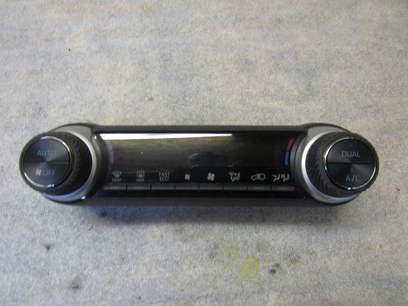 блок управления печки / климат-контроля Toyota RAV4 5 поколение (XA50) 2020, 75K607 - фото №1