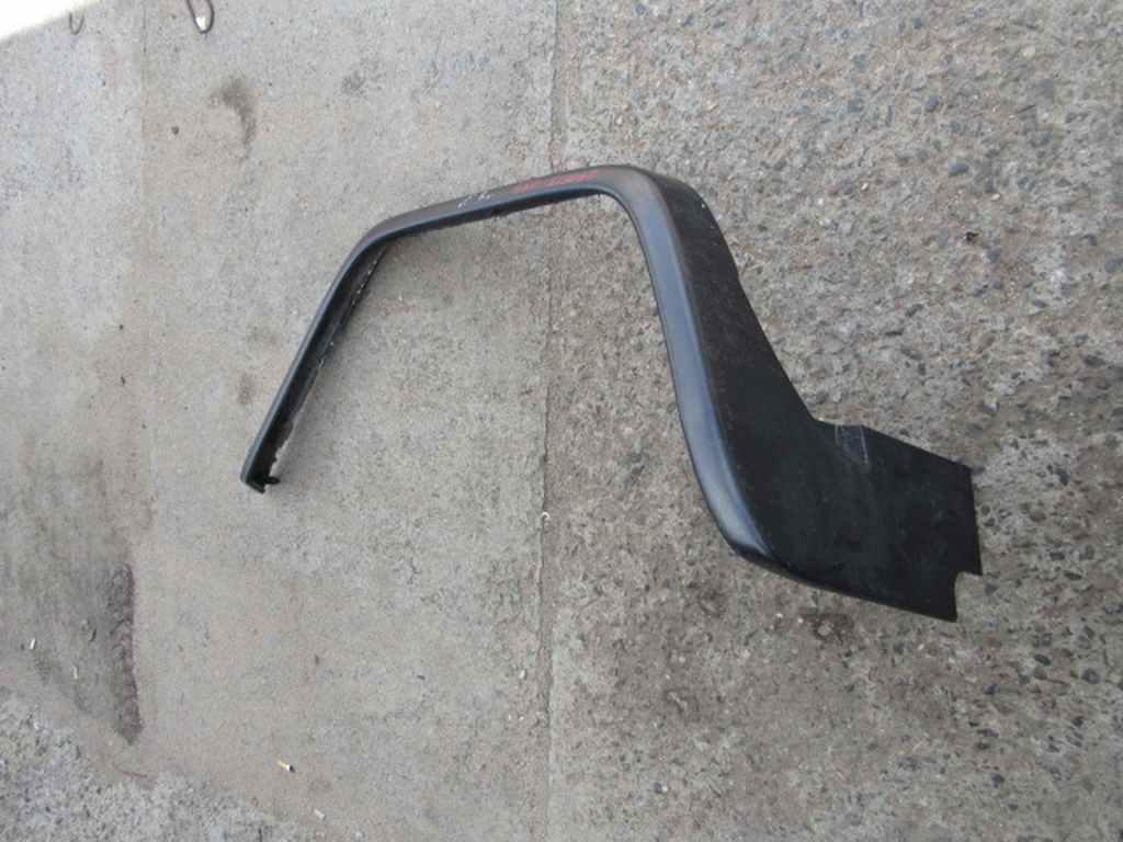 накладка колесной арки передний правый Mercedes-Benz G-Класс W463 1992, 2.3 л., M 102.989, бензин, АКПП, внедорожник 5 дв., 4638804906 - фото №1