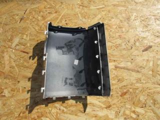 ус под фонарь Volkswagen Multivan T5 2003, 1.9 л., AXB, дизель, АКПП, минивэн, 7H0807321A