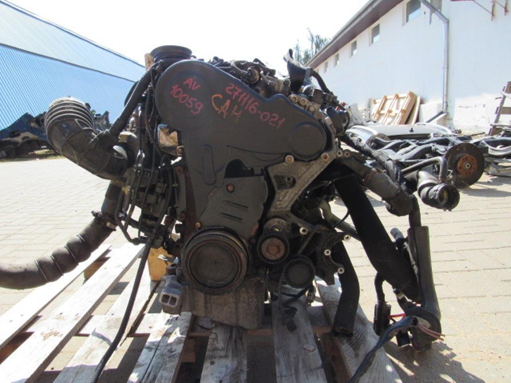 двигатель Audi A4 B8/8K 2009, 2.0 л., CAHA, дизель, АКПП, универсал, CAH - фото №1