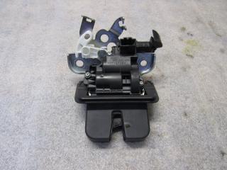 замок багажника Audi Q5 8R 2012, 8R0827505