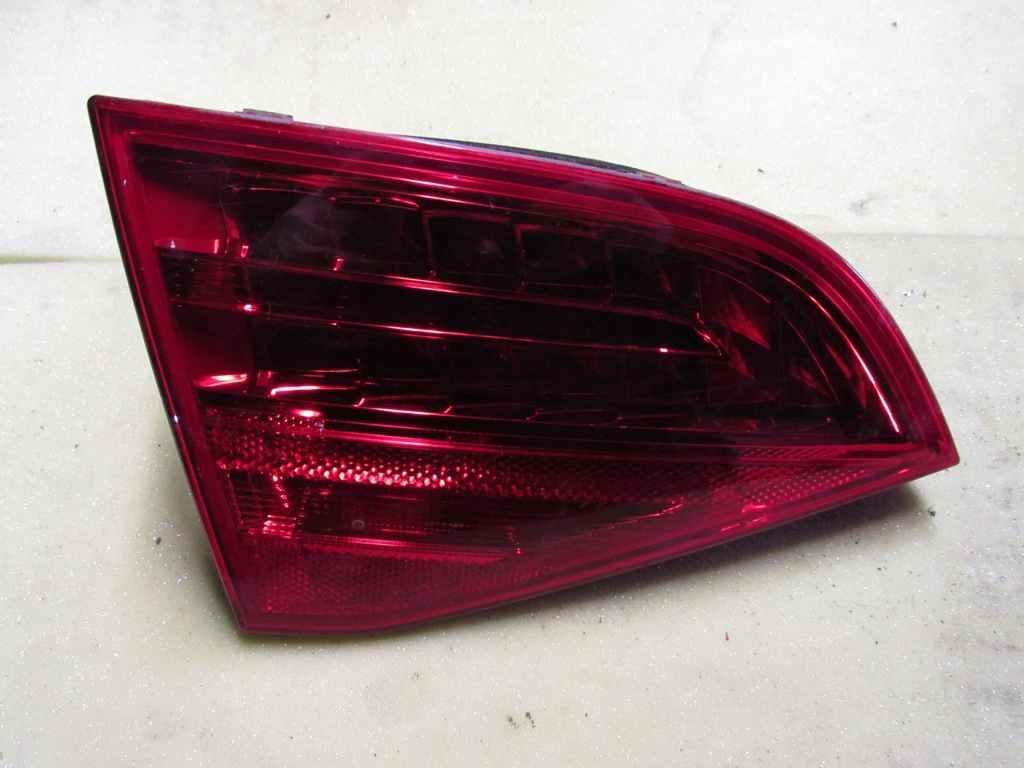фонарь крышки багажника левый Audi A4 B8/8K 2009, 2.0 л., CAHA, дизель, АКПП, универсал, 8K99450938 - фото №1
