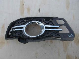 заглушка (решетка) в бампер Mercedes-Benz C-Класс W204/S204 2007, 2.1 л., дизель, АКПП, седан, 2048852323