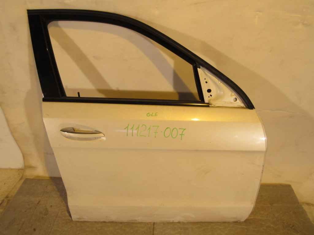 дверь передняя правая Mercedes-Benz GLE W166 2015, 3.0 л., OM 642.826, дизель, АКПП, внедорожник 5 дв. - фото №1